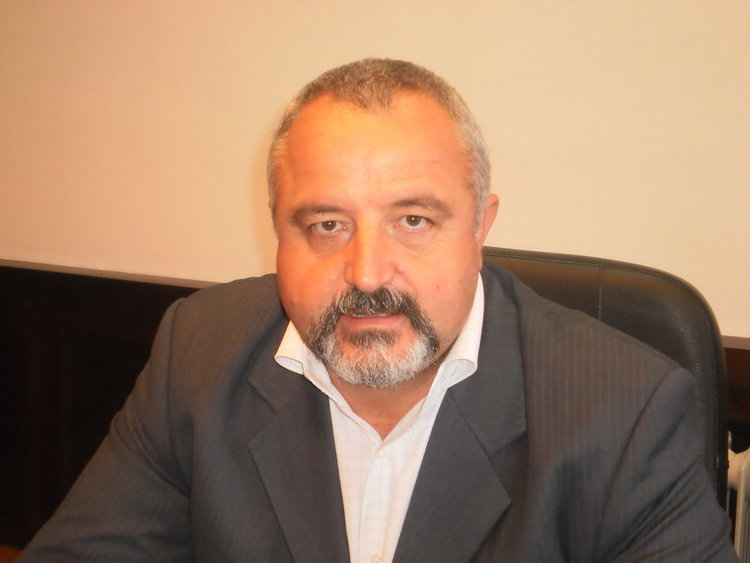 ГЕРБ настоява за спешен ремонт на „Майстора”