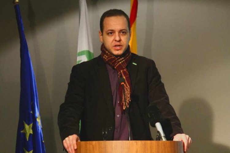Окончателно: Борислав Сандов осъден за обида във Фейсбук