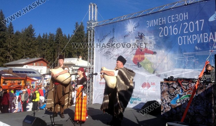 С безплатен лифт откриха ски сезона в Пампорово, наплив от скиори по пистите
