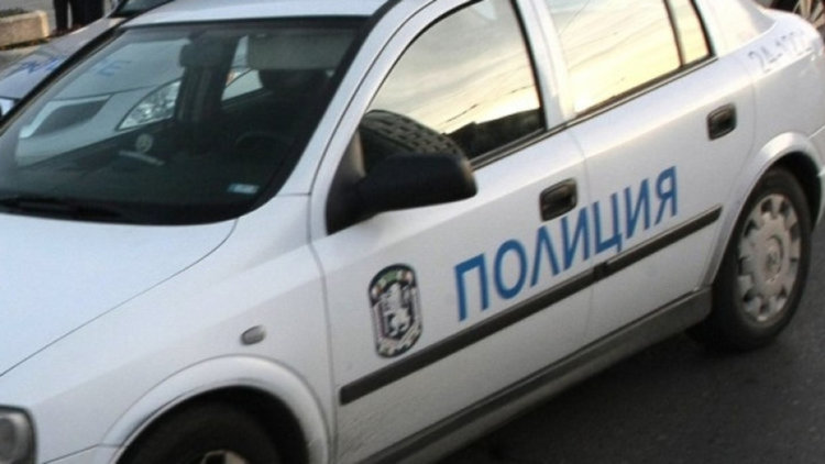 Глобяват заложна къща, работила без каса за съхранение, и кафе-аперитив, неиздавал касови бонове