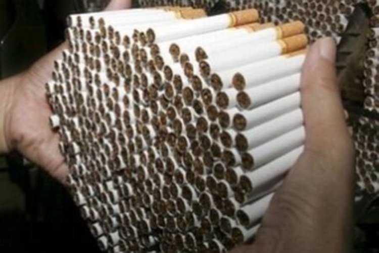 Прибраха контрабандни цигари от маса на зеленчуковия пазар
