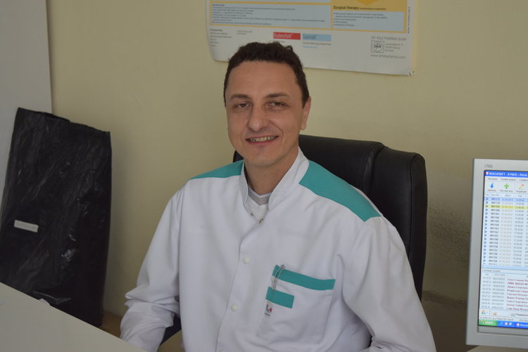 Кучетата в Кърджалийско гъмжат от паразити,стопаните нехаят