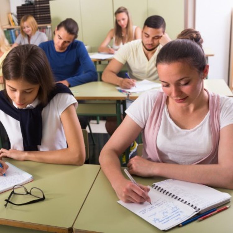 Огромна пропаст между учениците от различни училища