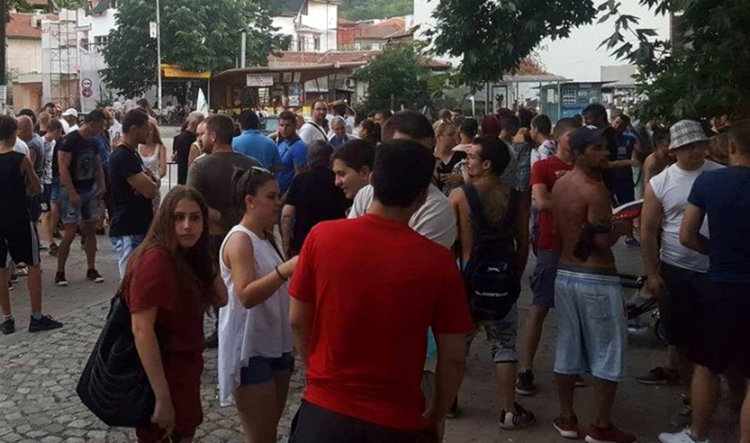 Асеновградчани спират протестите за две седмици, чакат резултати