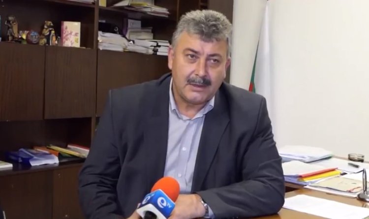 Ружди Салим отказа обществено обсъждане на платеното паркиране