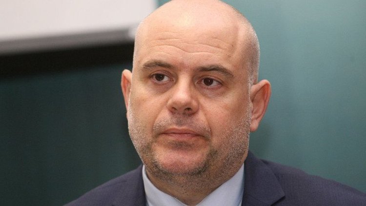 С делото "Иванчева" искали да ударят прокуратурата, според Иван Гешев