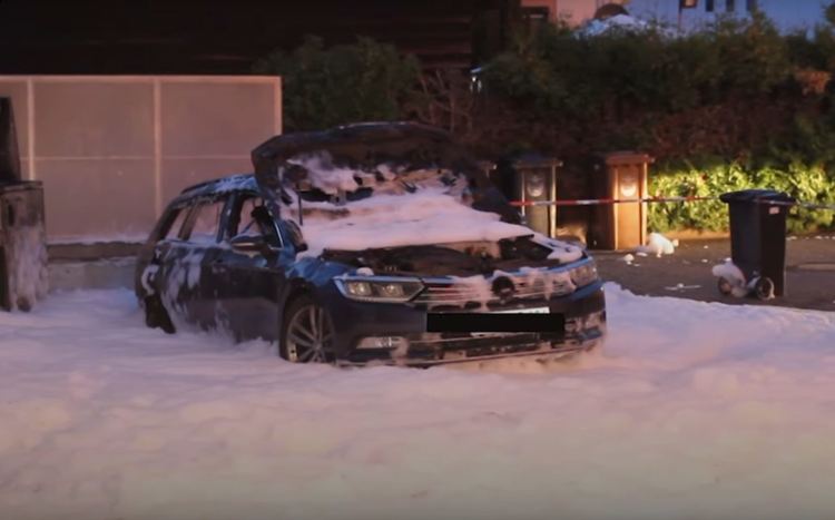Жена опита да източи бензин от дизелов Passat с прахосмукачка
