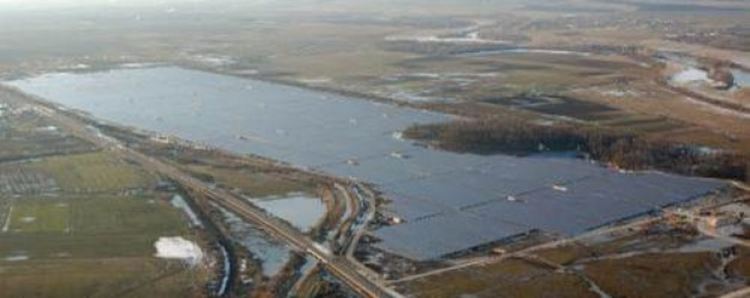 Новосъздадено дружество иска да купи караджаловските фотоволтаици