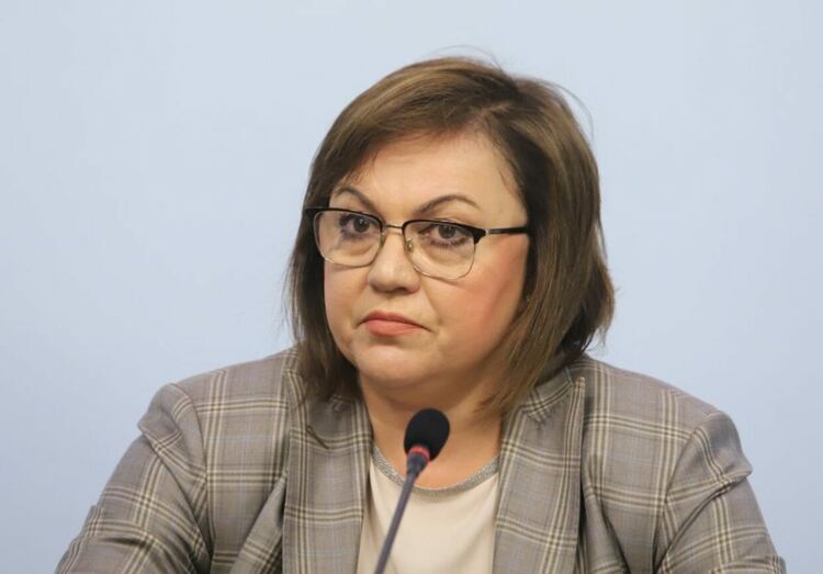 Нинова инициира експертен съвет за Закона за колекторските фирми