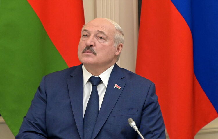 Лукашенко: Правете каквото ви казвам, ако искате душ, топло и да хапнете нещо