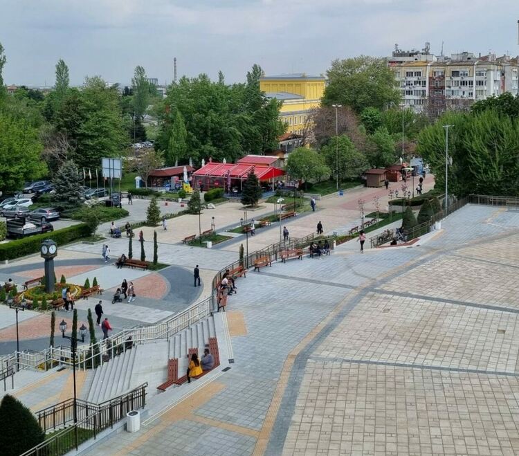 Безработни от Асеновград могат да станат детегледачи 
