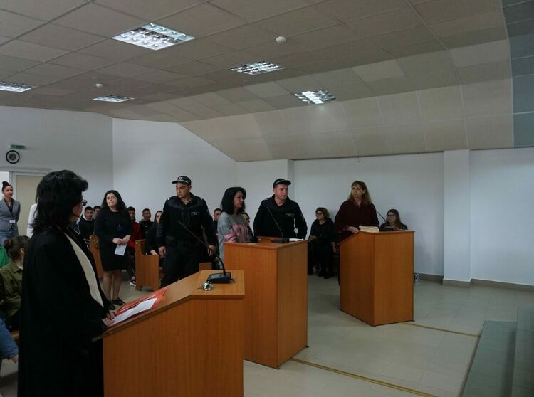 Голям интерес към Деня на отворените врати в Районен съд-Кърджали