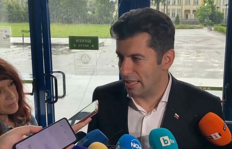 Кирил Петков на разпит в Софийска районна прокуратура