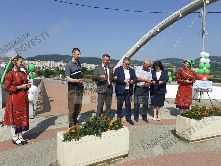 Официално откриха моста „Пеперудата” в парк „Арпезос – Север”