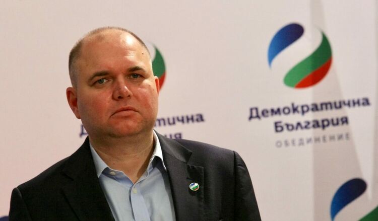 Владислав Панев: Националният празник е символ, промяната на датата не е належаща задача