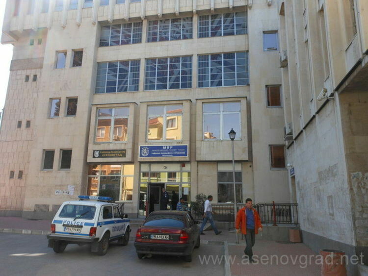 Двама асеновградчани се озоваха в ареста за хулигански прояви