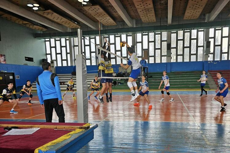 Юношите на волейболна Арда сразиха тима на Раковски с 3:0