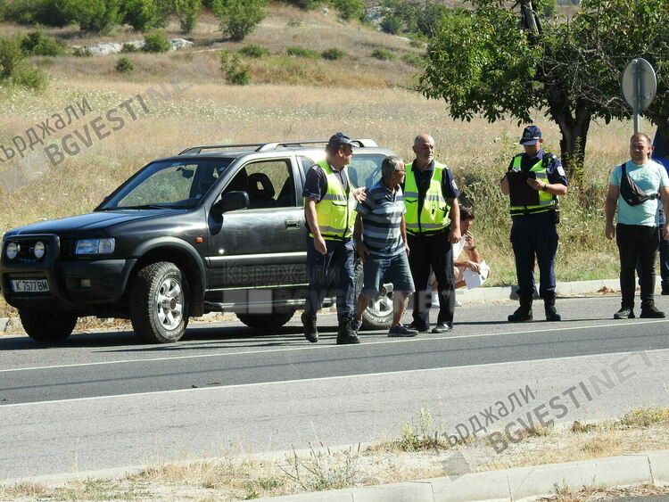 Специализирана операция на полицията в Кърджалийско,за ден провериха 469 автомобила