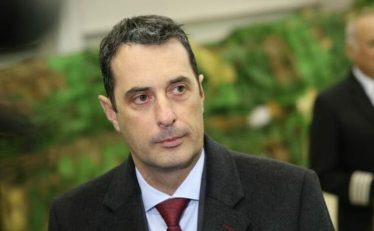 Държавният авиационен оператор ще лети с гориво от ''Шел''