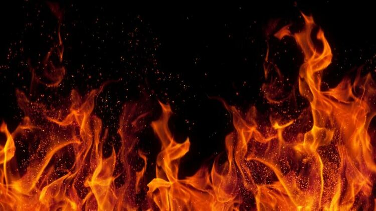 Пожар изпепели къща в ромската махала на квартал Устово