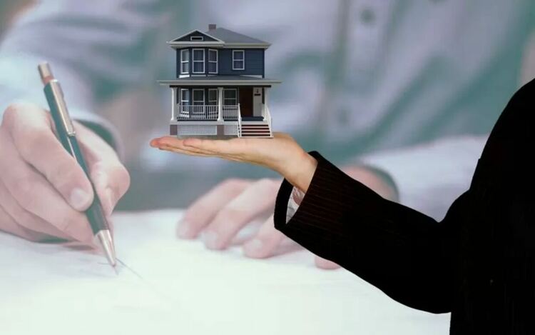 Жилищните заеми продължават да растат с луда скорост БНБ измери над 25% скок на ипотечното финансиране за година