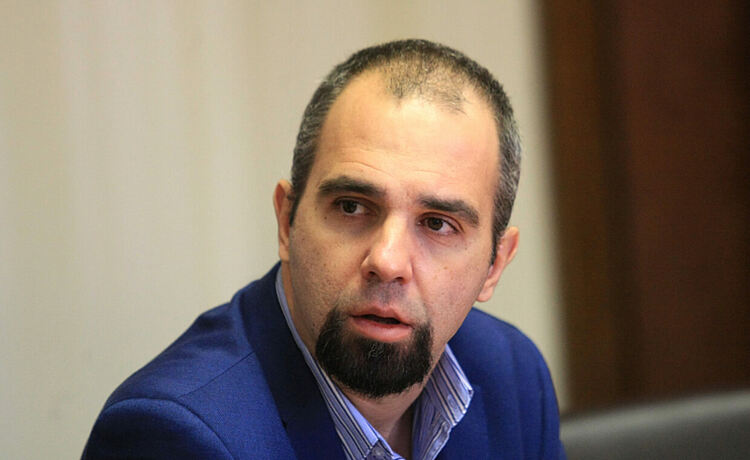 Първан Симеонов: Ударихме дъното! Две са рецептите