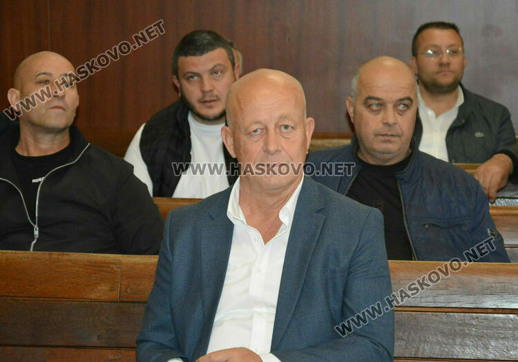 Повдигнаха три нови обвинения на кмета на Минерални бани Мюмюн Искендер