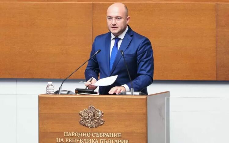 Парламентът ударно прекроява Наказателния кодекс