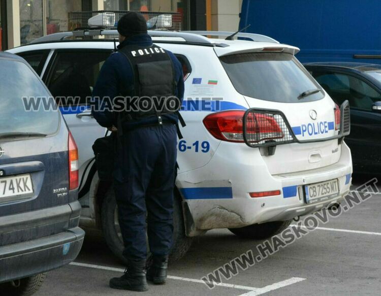 Жена обра клиентка в хасковска аптека