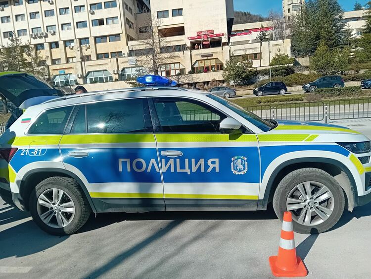Задържаха 34-годишен, шофирал под въздействието на кокаин в село Тешел