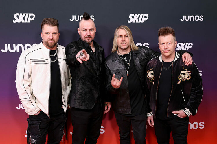 Three Days Grace споделиха кадри от създаването на видеоклипа към „Don’t Wanna Go Home Tonight“