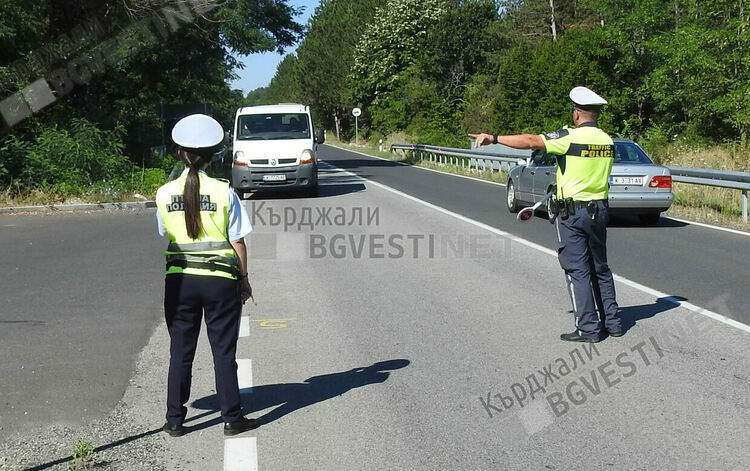 Завардиха пътищата в областта,провериха  253 автомобила