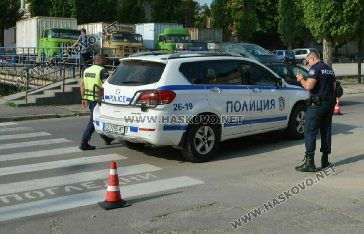 4-годишно дете е блъснато на пешеходна пътека в Хасково, водачка удари моторист