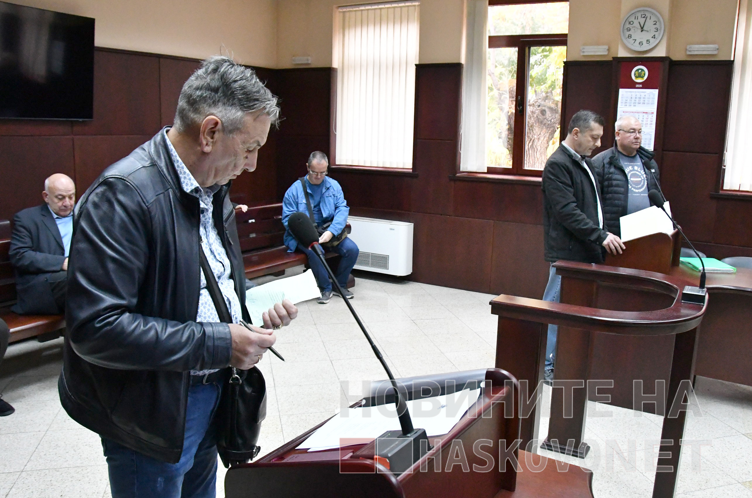Административният съд решава до месец казуса с отказания референдум срещу бежански център в Симеоновград