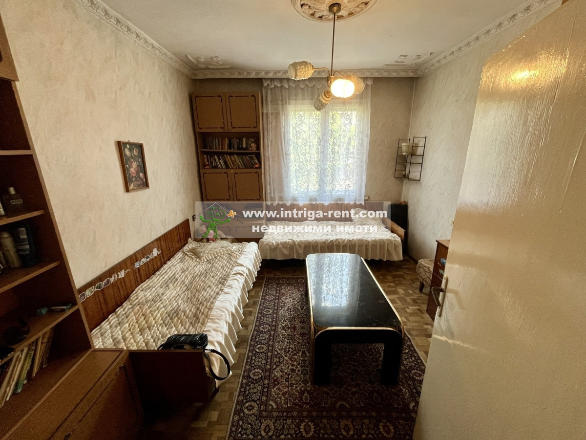 №4113 Двустаен апартамент с гараж за продажба в кв. Овчарски, район Кауфланд и Лидъл.