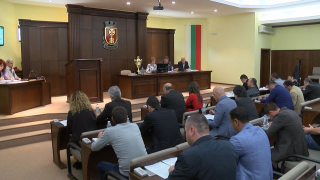 Сесия на Общински съвет Хасково 28 04 2017